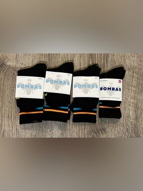 Bombas 4 pairs of socks 3(size small) 1 (XS)
